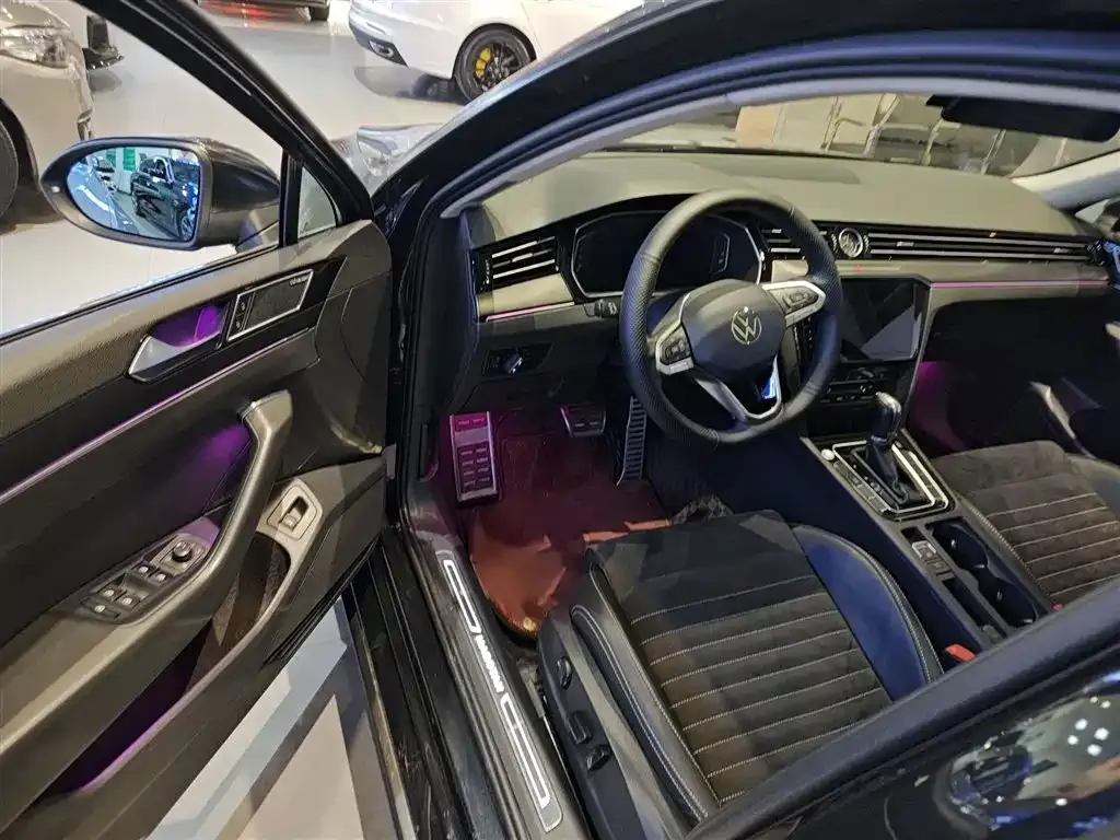 Volkswagen Magotan 2022 из CN, фото 5