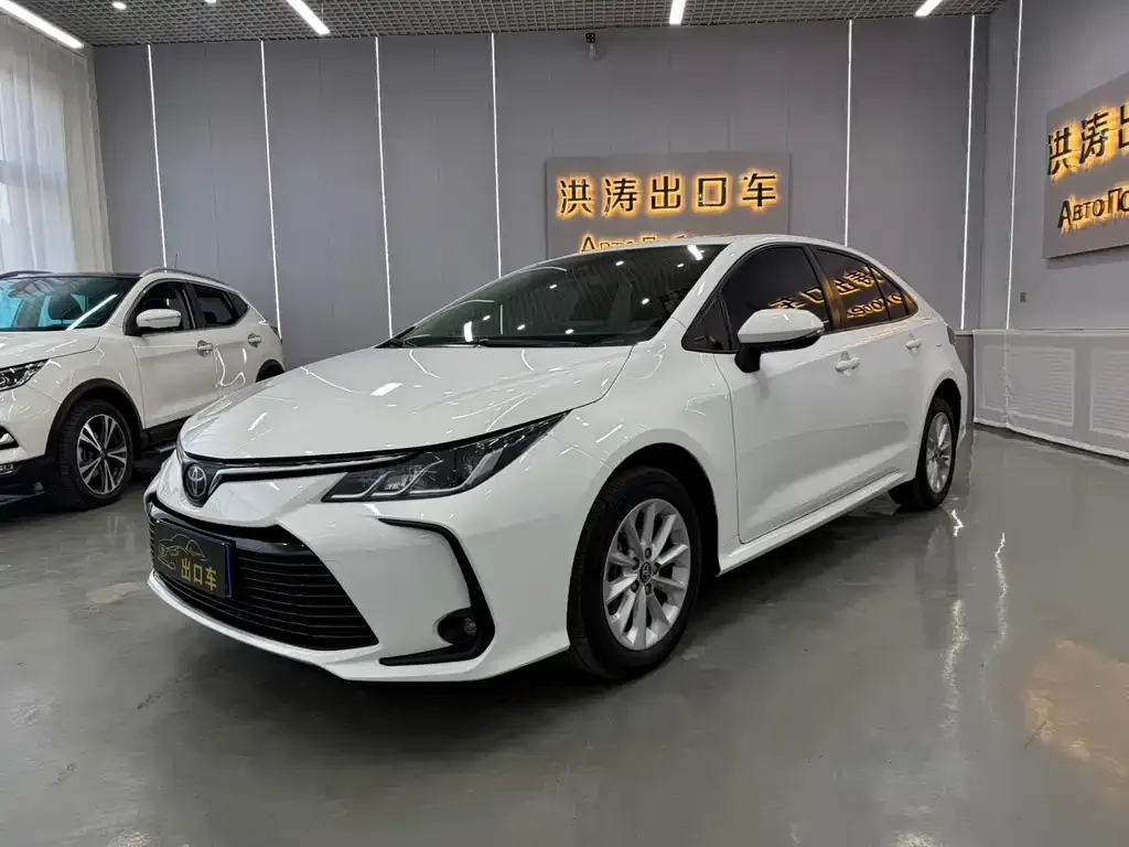 Toyota Corolla 2022 из CN, фото 1