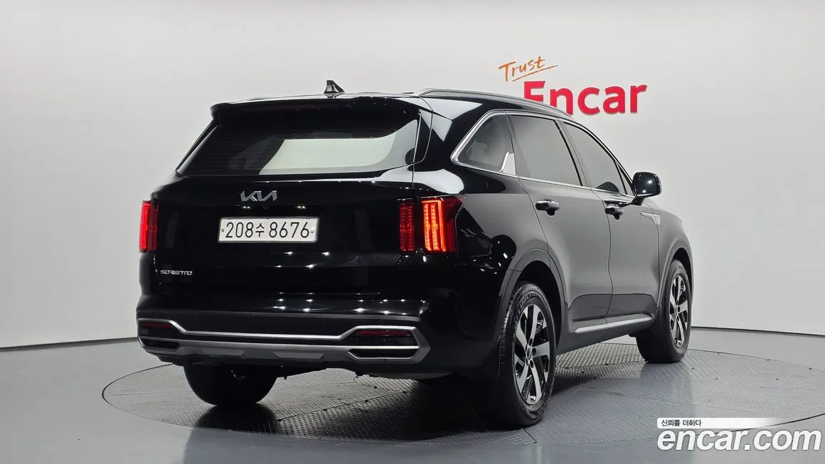 Kia Sorento — фото 4