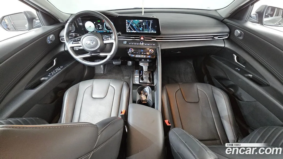Hyundai AVANTE — фото 2