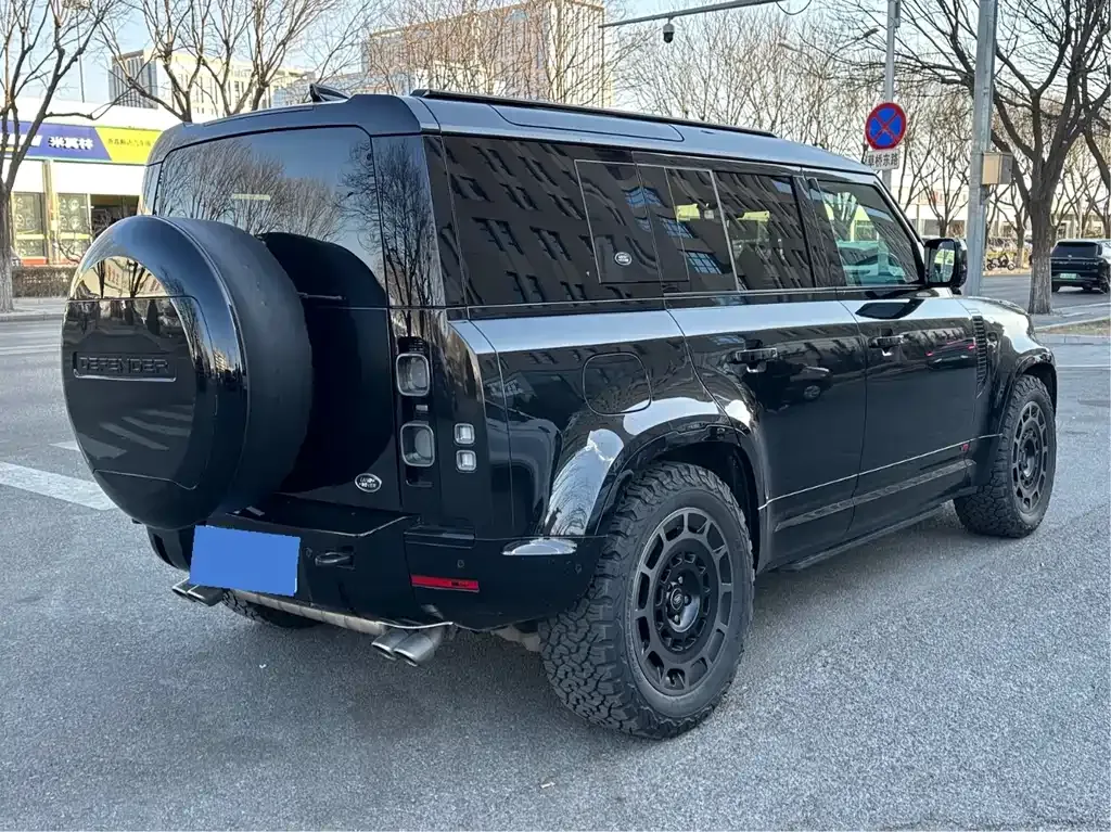 Land Rover Defender — фото 6