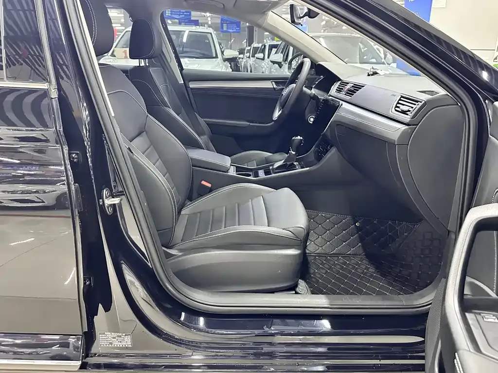Skoda Superb 2024 из CN, фото 5