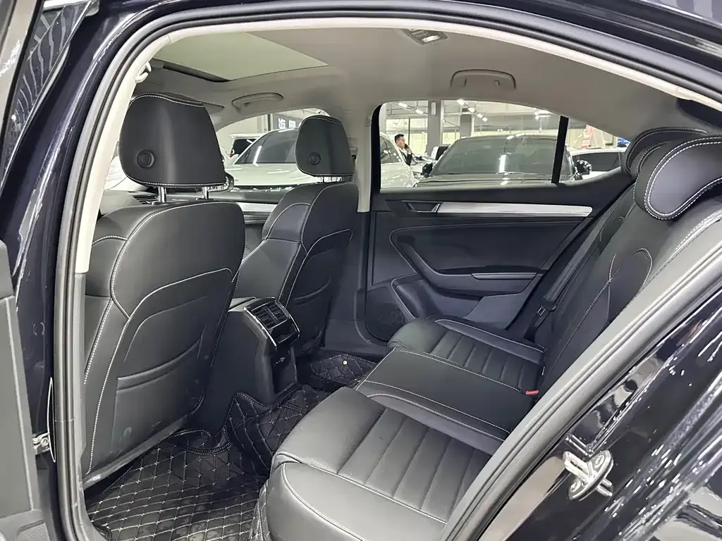 Skoda Superb 2024 из CN, фото 7