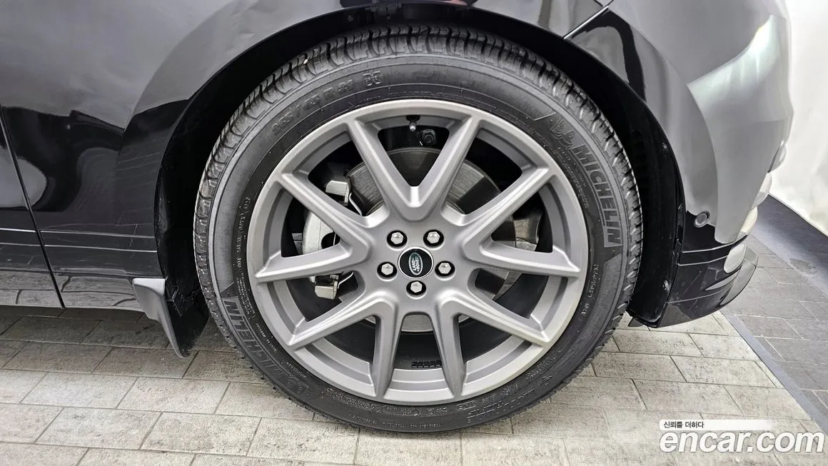 Land Rover Range Rover Velar 2025 из KR, фото 8