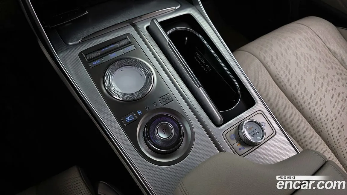 Genesis GV80 — фото 10