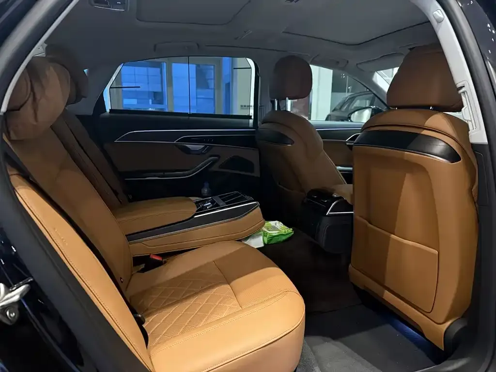 Audi A8 2026 из CN, фото 9