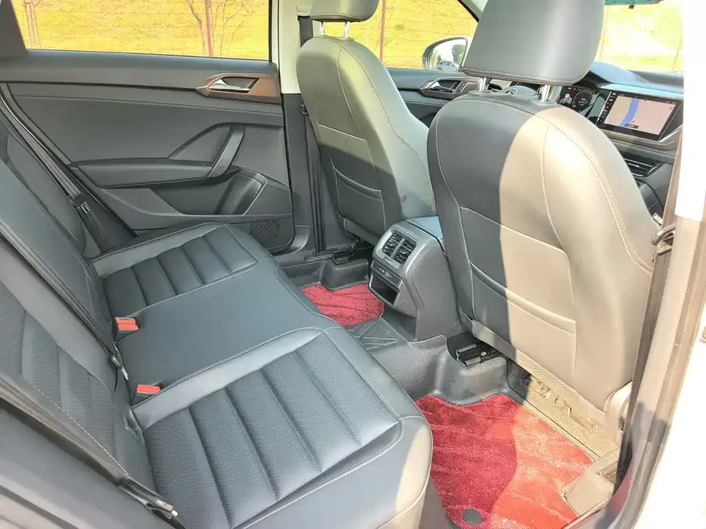Volkswagen Tharu 2022 из CN, фото 7