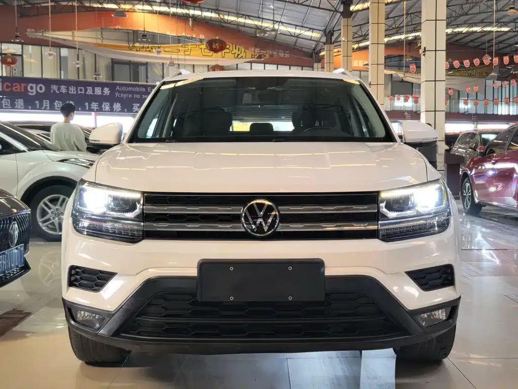 Volkswagen Tharu 2022 из CN, фото 9