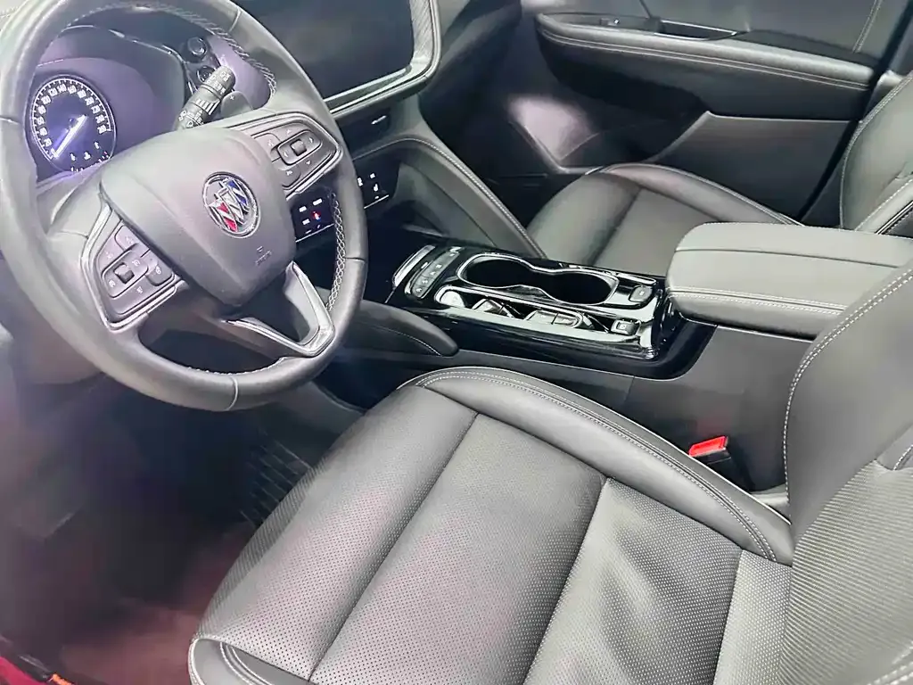 Buick Envision Plus — фото 4