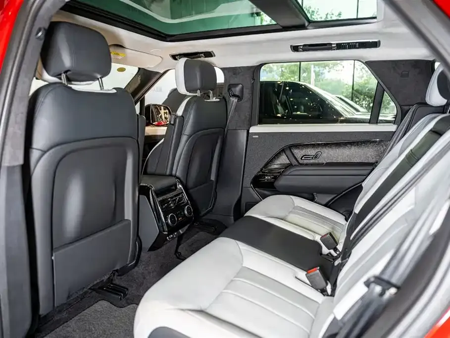 Land Rover Sport PHEV 2025 из CN, фото 6