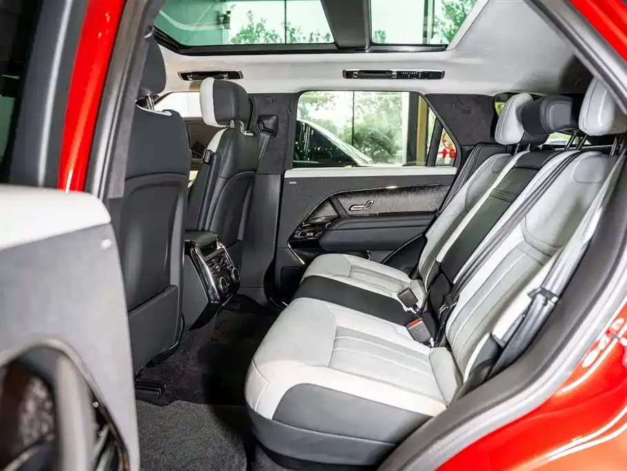 Land Rover Sport PHEV 2025 из CN, фото 4