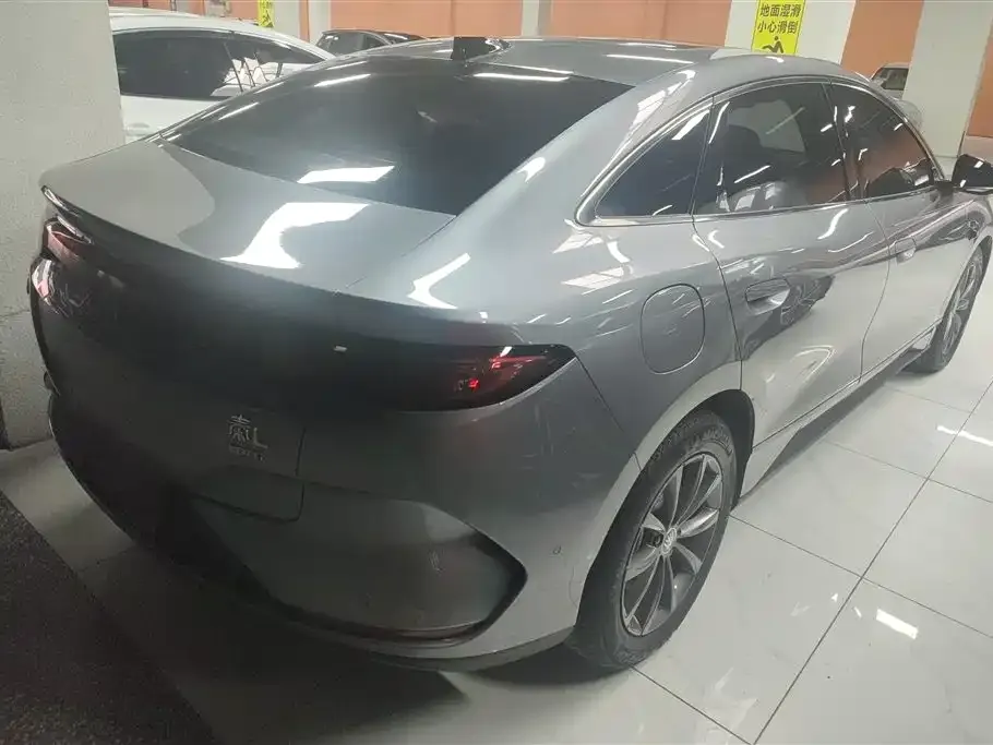 BYD Qin L — фото 10