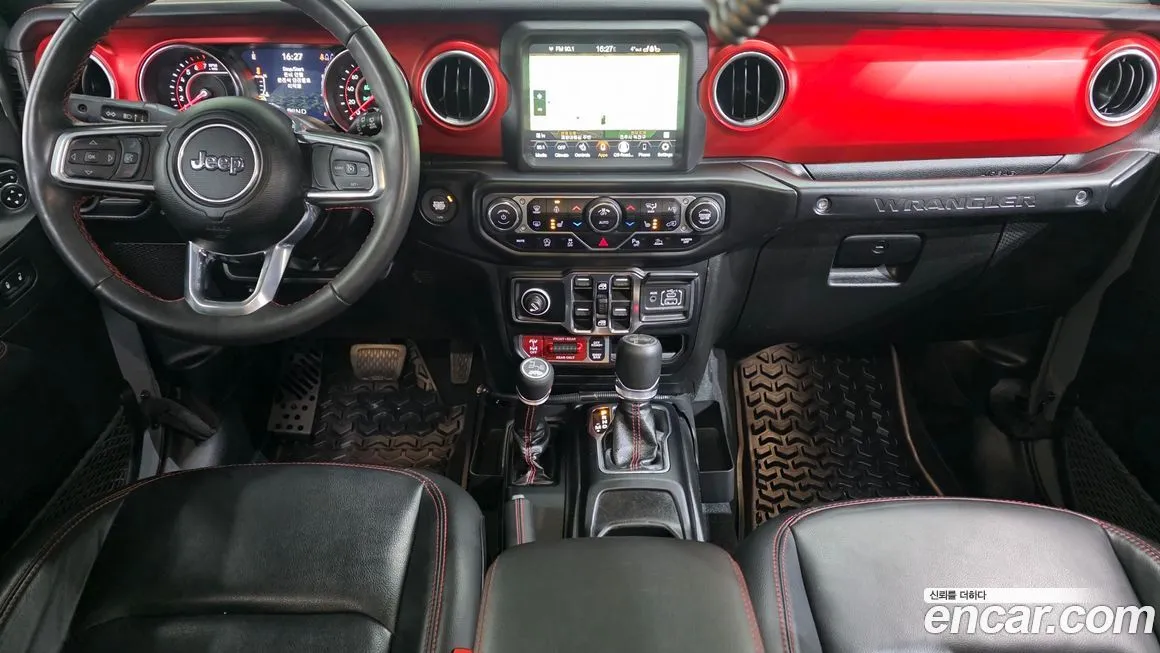 Jeep Wrangler — фото 10