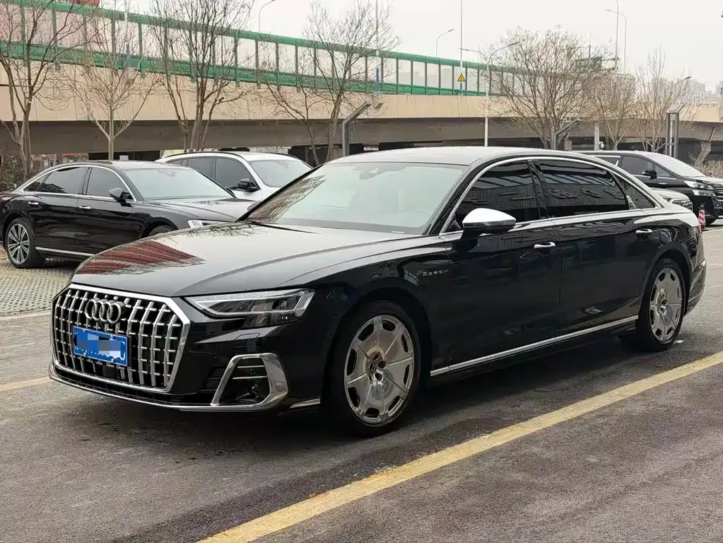 Audi A8 2023 из CN, фото 1