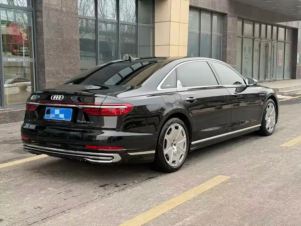 Audi A8 2023 из CN, фото 4