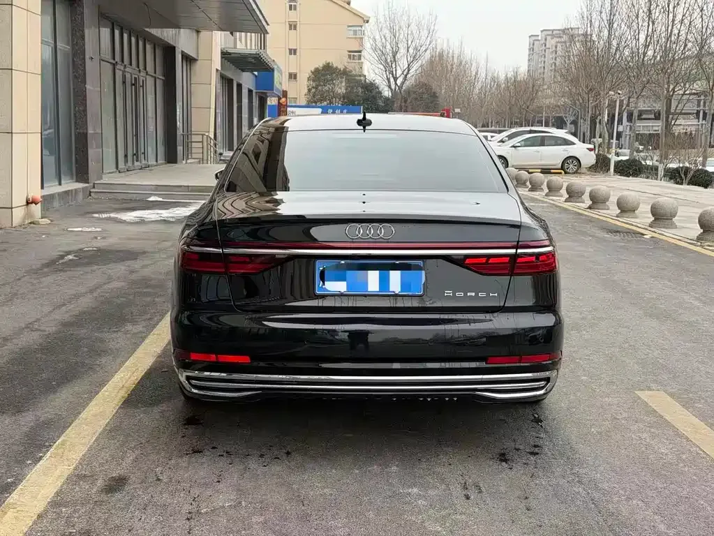Audi A8 2023 из CN, фото 8
