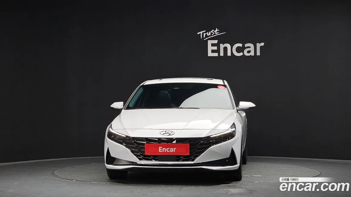 Hyundai AVANTE — фото 2