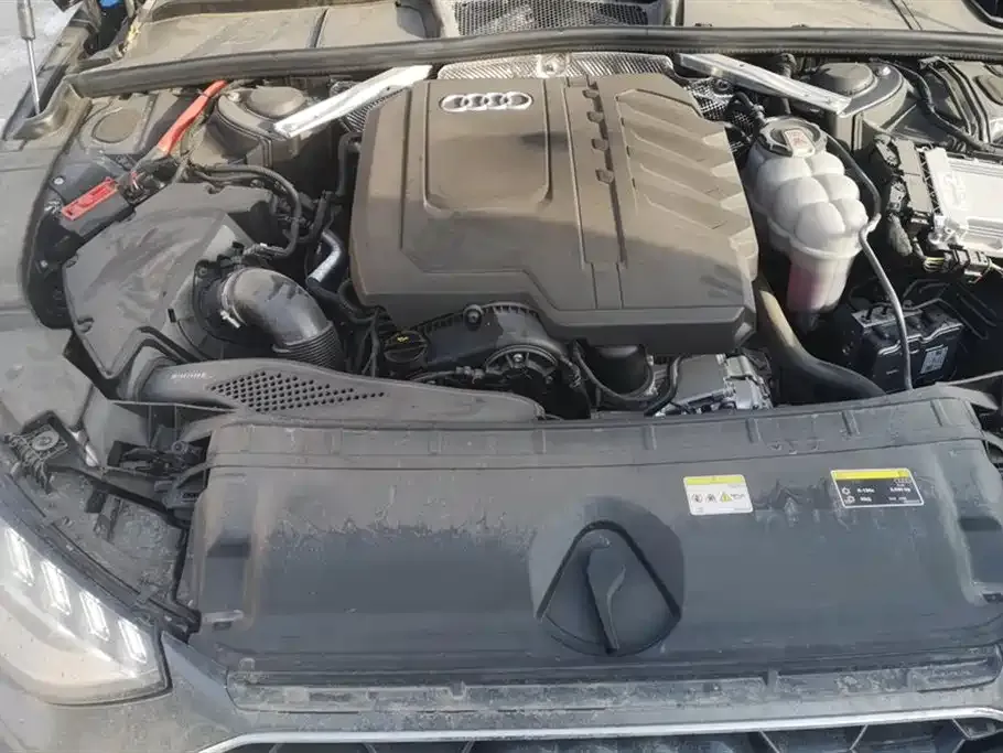 Audi A4L 2024 из CN, фото 9