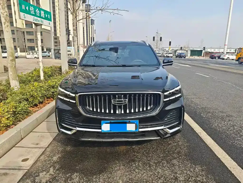 Geely Xingyue L — фото 9