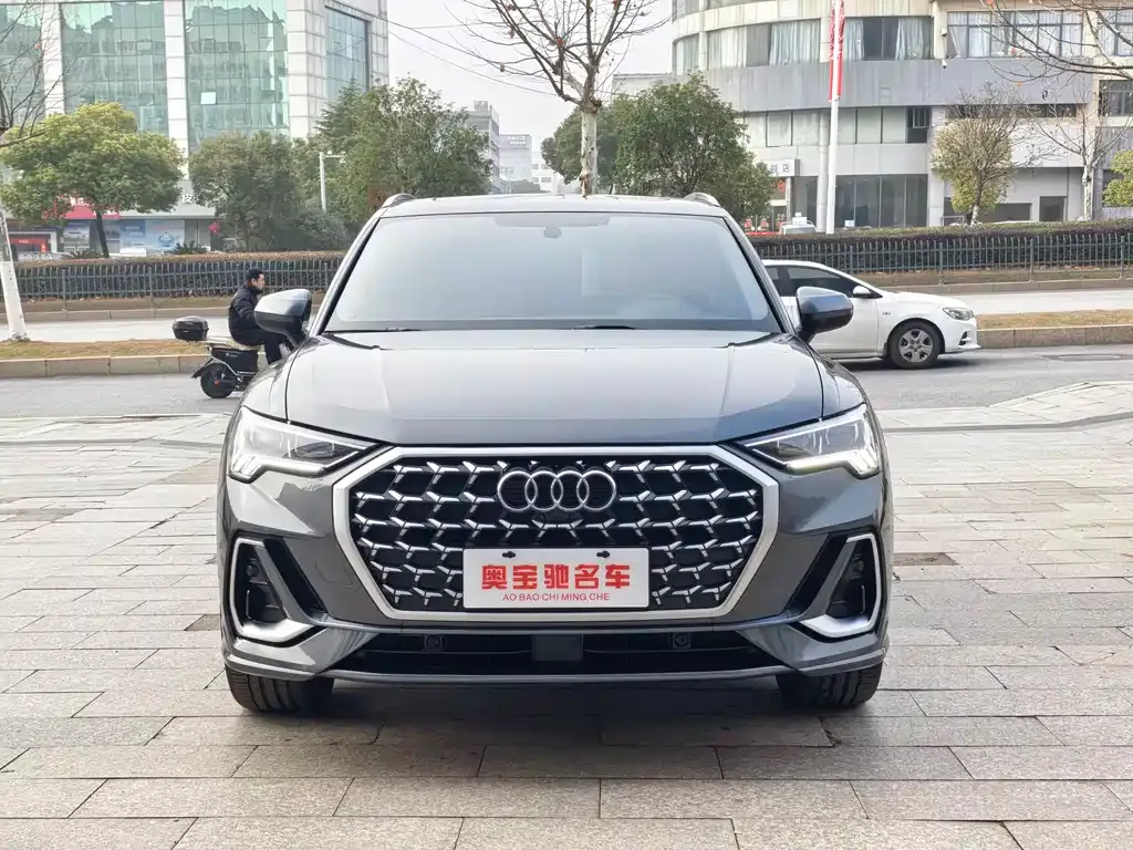 Audi Q3 2024 из CN, фото 4