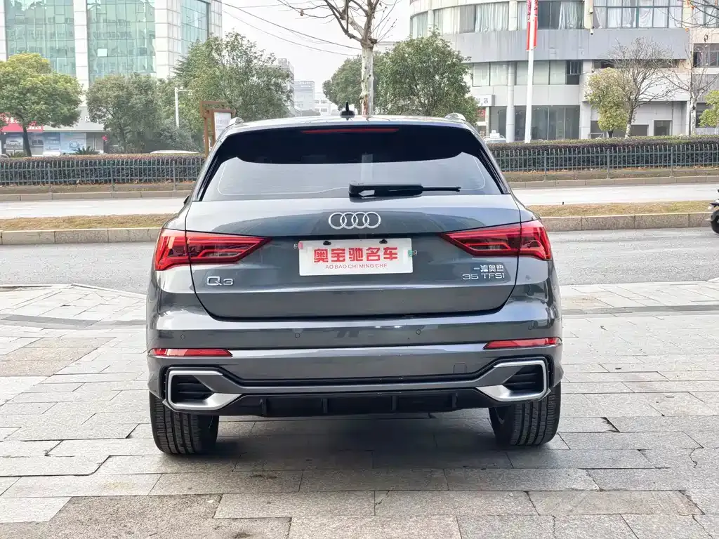 Audi Q3 2024 из CN, фото 3