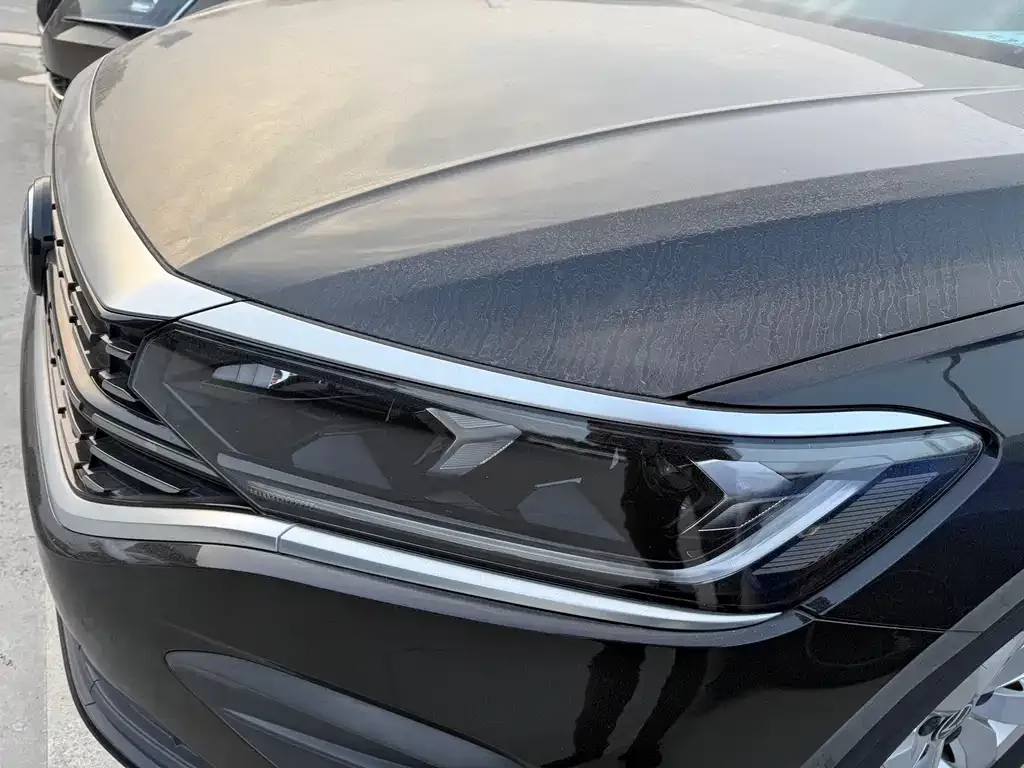 Volkswagen Passat — фото 7
