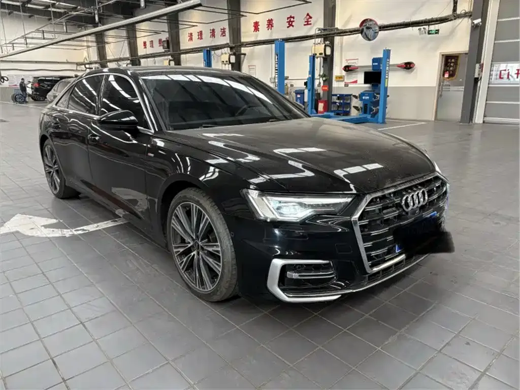 Audi A6L — фото 7