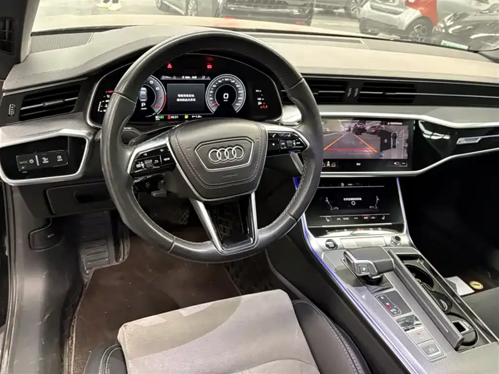 Audi A6L — фото 9
