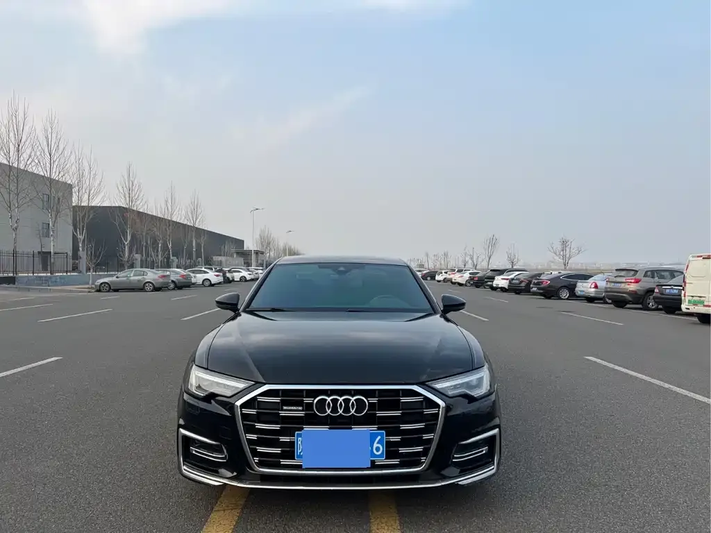 Audi A6L 2023 из CN, фото 6