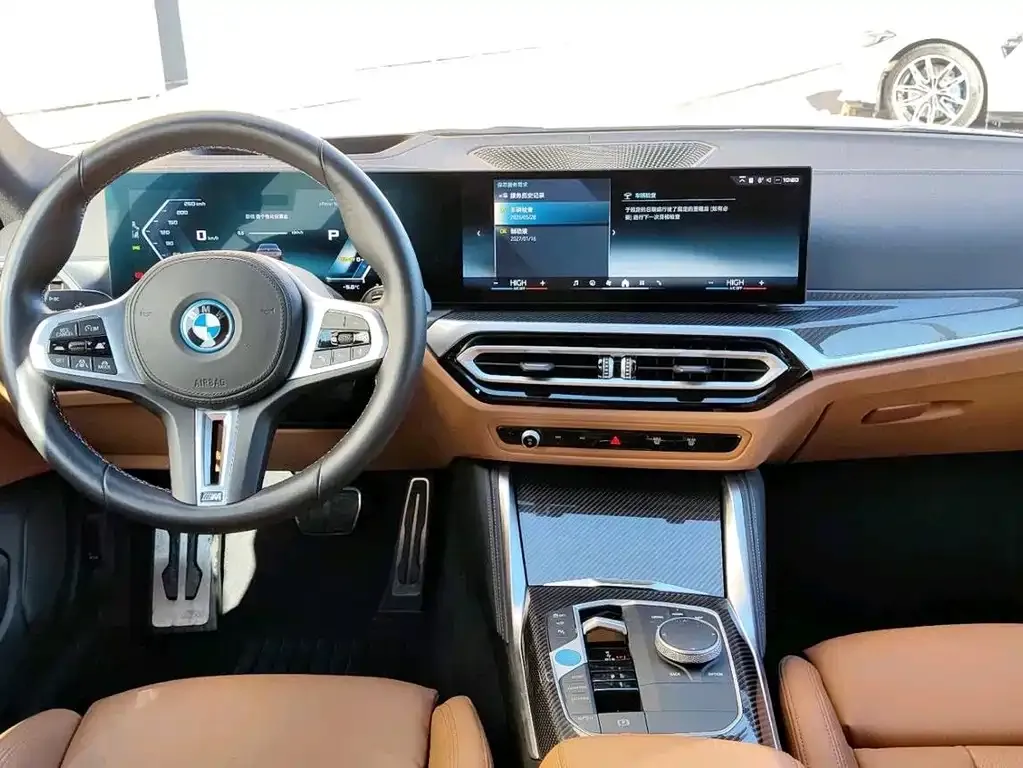 BMW i4 — фото 5