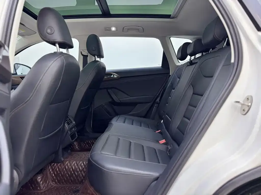 Volkswagen Tharu 2022 из CN, фото 2