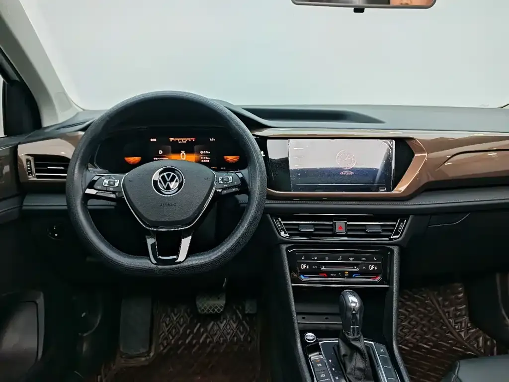 Volkswagen Tharu 2022 из CN, фото 9