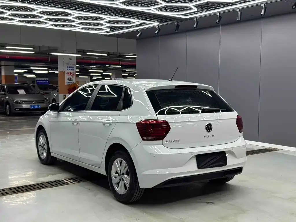 Volkswagen Polo 2023 из CN, фото 8