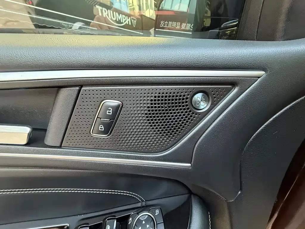 Ford Edge 2022 из CN, фото 2