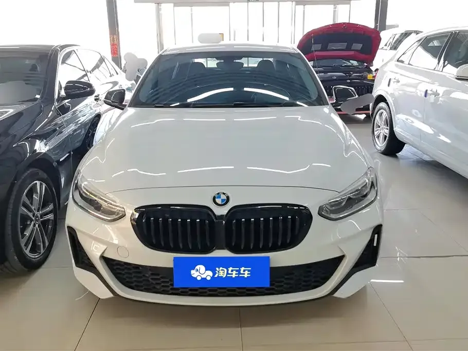 BMW 1 Series 2023 из CN, фото 8