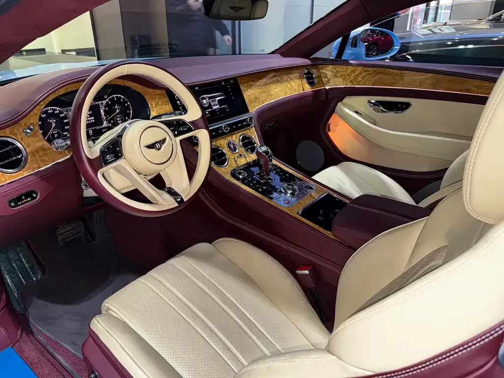 Bentley Continental — фото 9