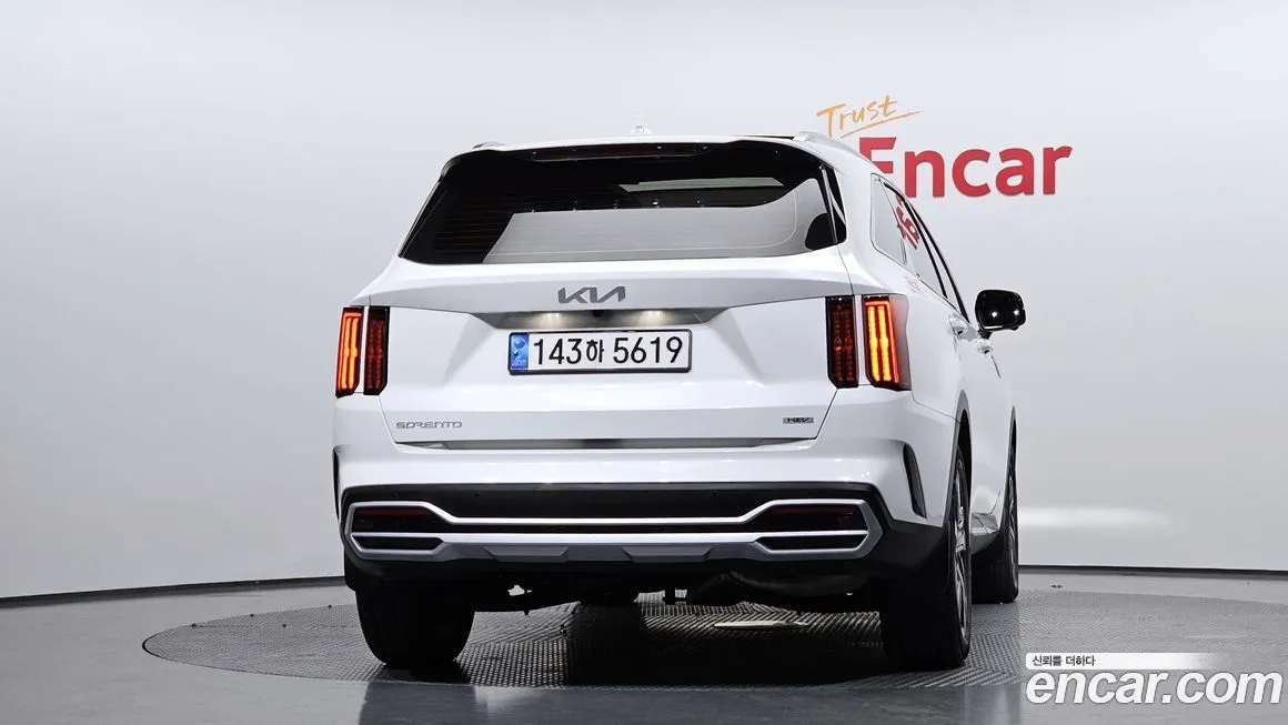 Kia Sorento — фото 5
