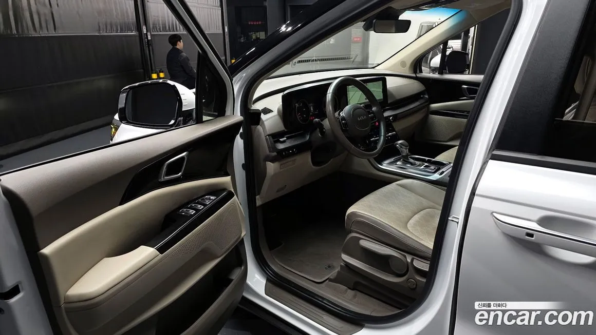 Kia Carnival 2023 из KR, фото 3