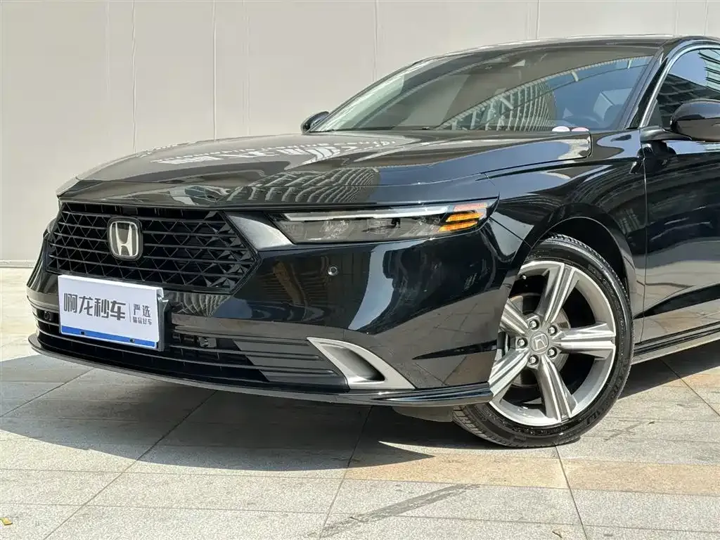 Honda Accord — фото 4