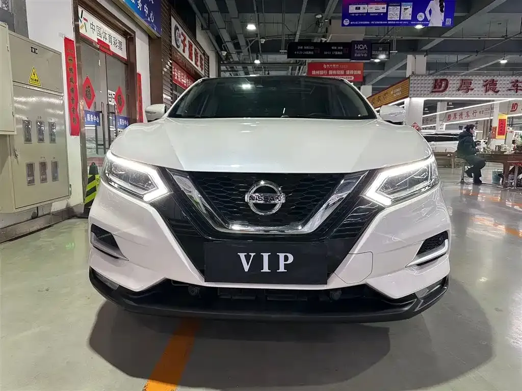 Nissan Qashqai — фото 4