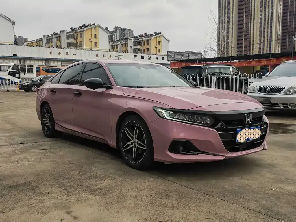 Honda Accord — фото 1