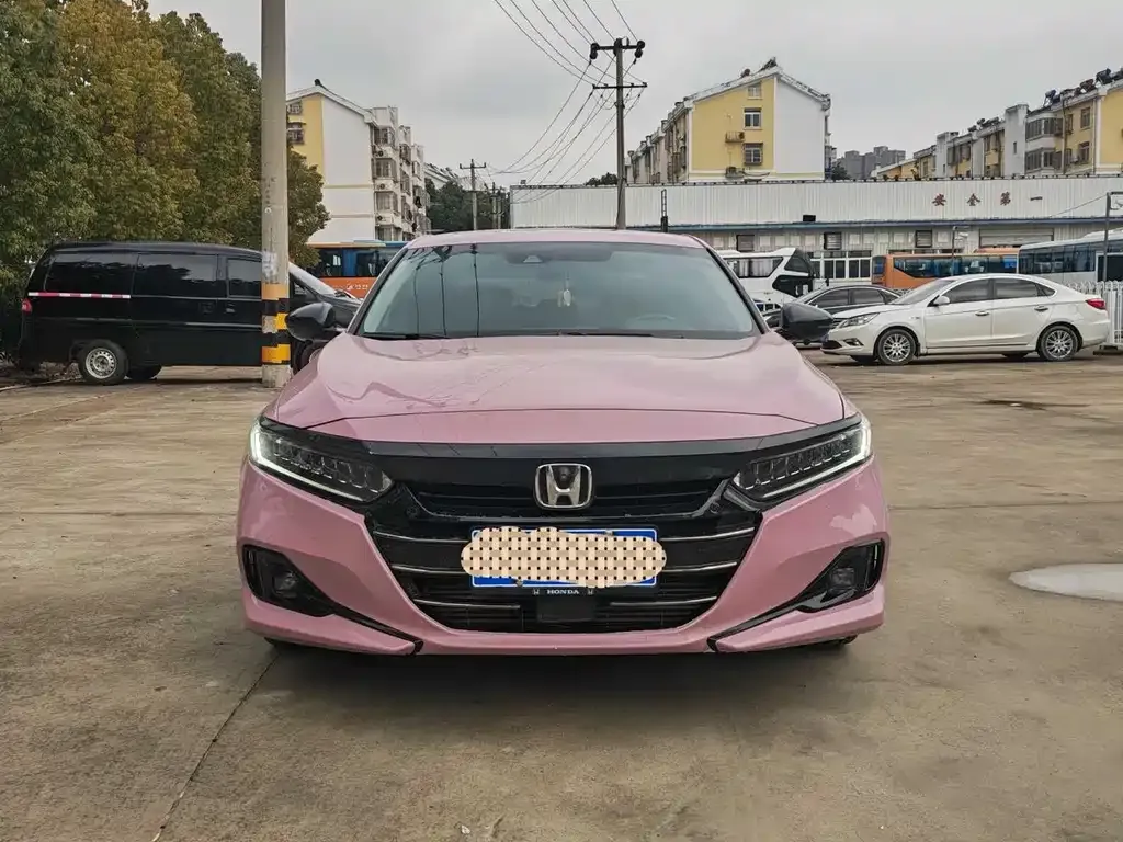Honda Accord — фото 8