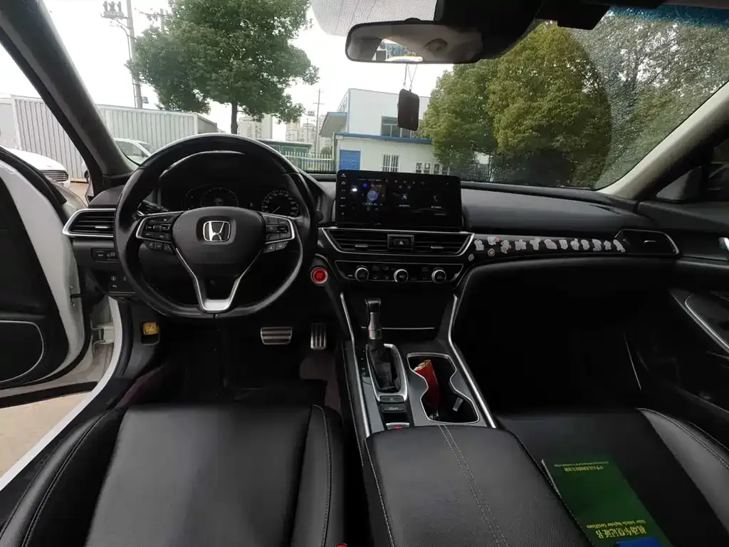 Honda Accord — фото 2