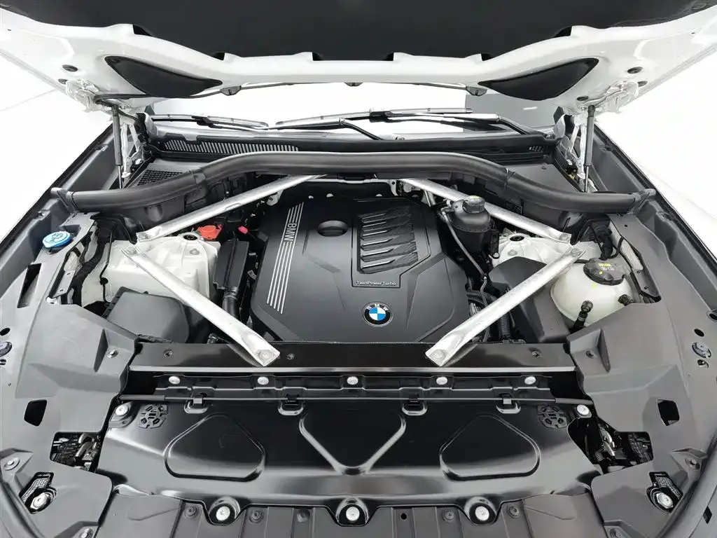 BMW X5 (Import) — фото 7