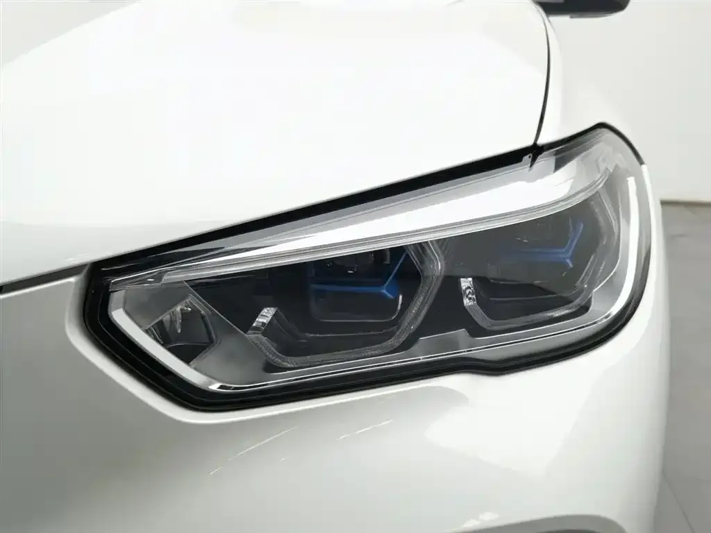 BMW X5 (Import) — фото 3