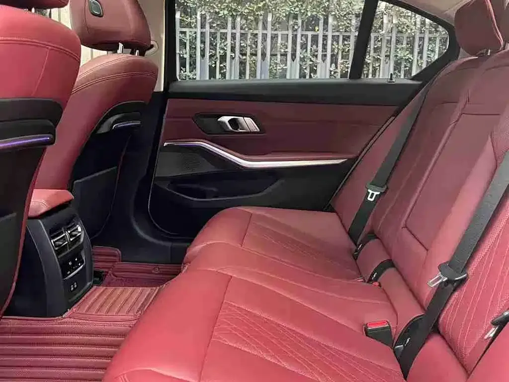 BMW 3 Series 2022 из CN, фото 5