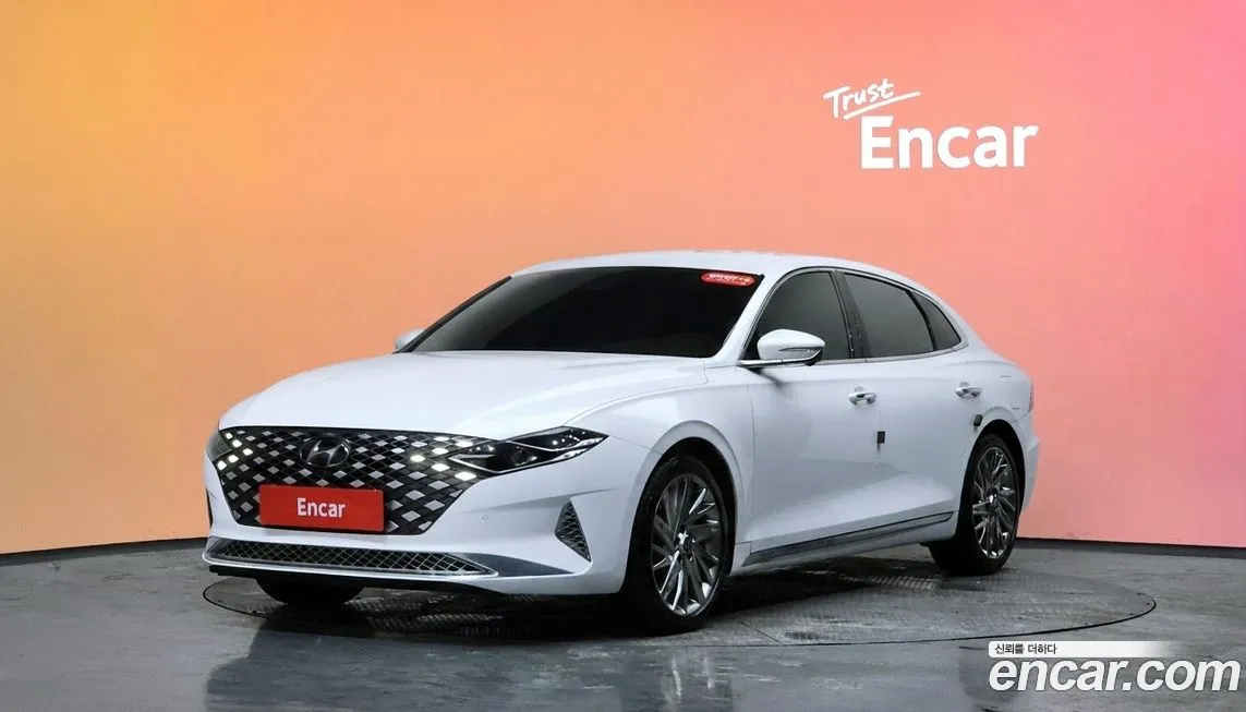 Hyundai Grandeur — фото 1