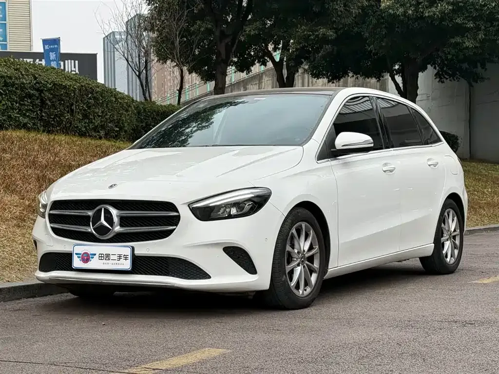 Mercedes-Benz B-Class — фото 1