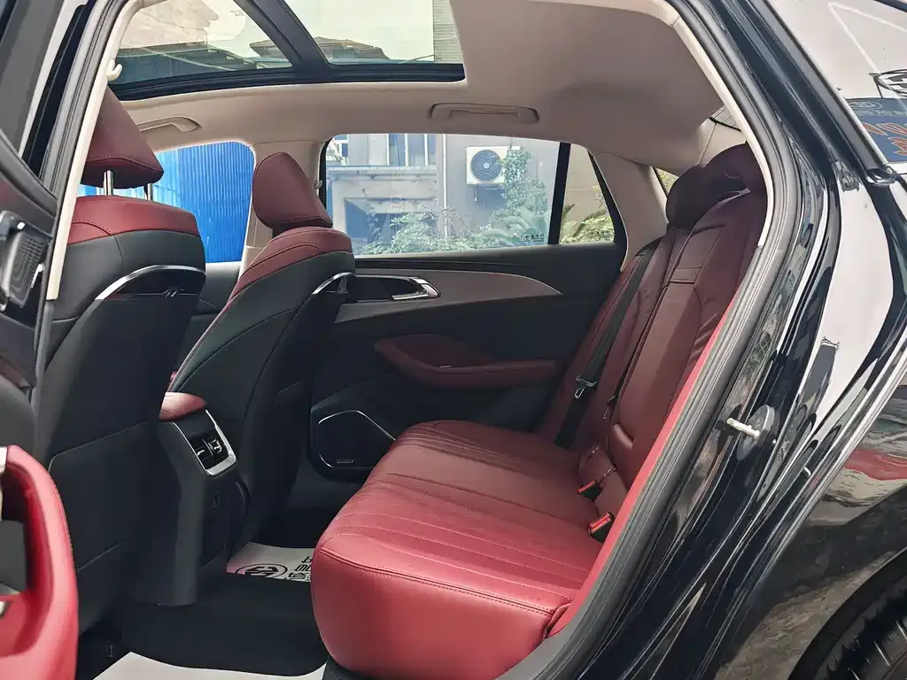 Hongqi H5 2024 из CN, фото 2
