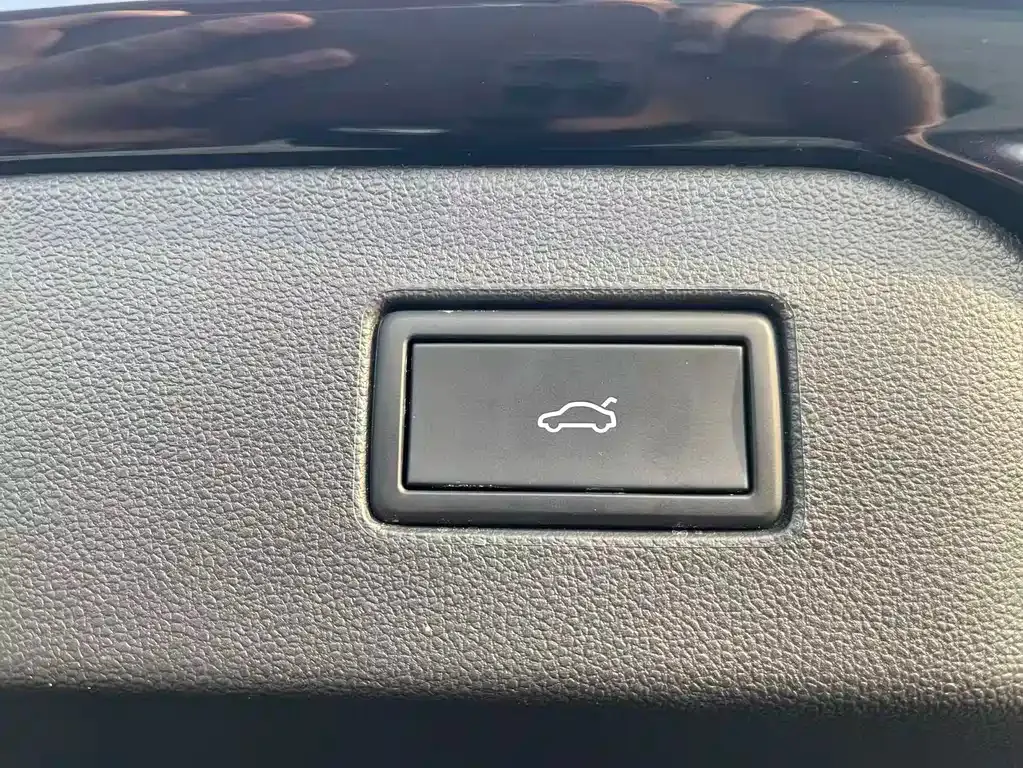 Volkswagen Passat — фото 10